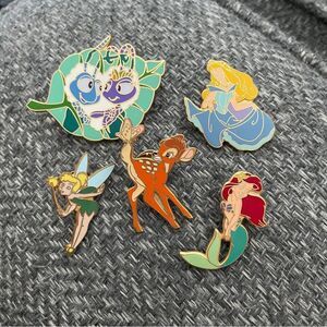 Walt Disney World Collectors Enamel Pins Tinkerbell Ariel Bugs Life Aurora Bambi
